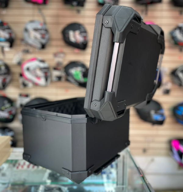 Maletero DR1 THUNDER 45 Litros Doble Chapa